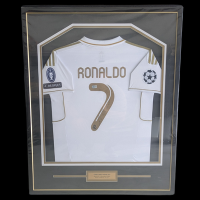 Cristiano Ronaldo Signed Jersey Beckett Certified