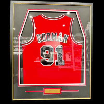 Dennis Rodman Jersey Signed Chicago Bulls Beckett Witnessed