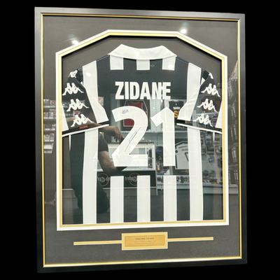 Zinedine Zidane Jersey Signed Juventus Beckett Witnessed