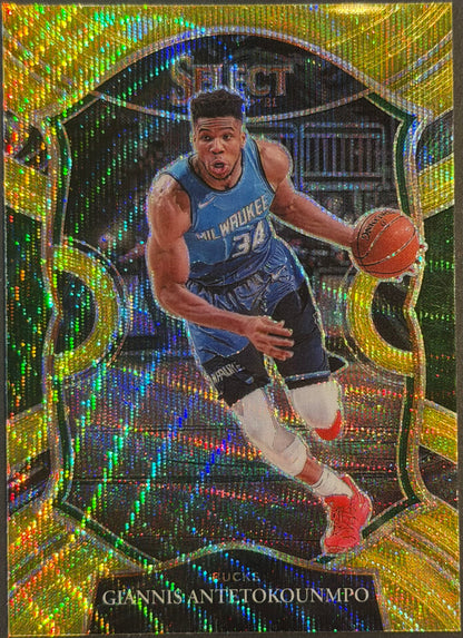 Giannis Antetokounmpo #54 Gold Wave 2020-21 Panini Select - Concourse