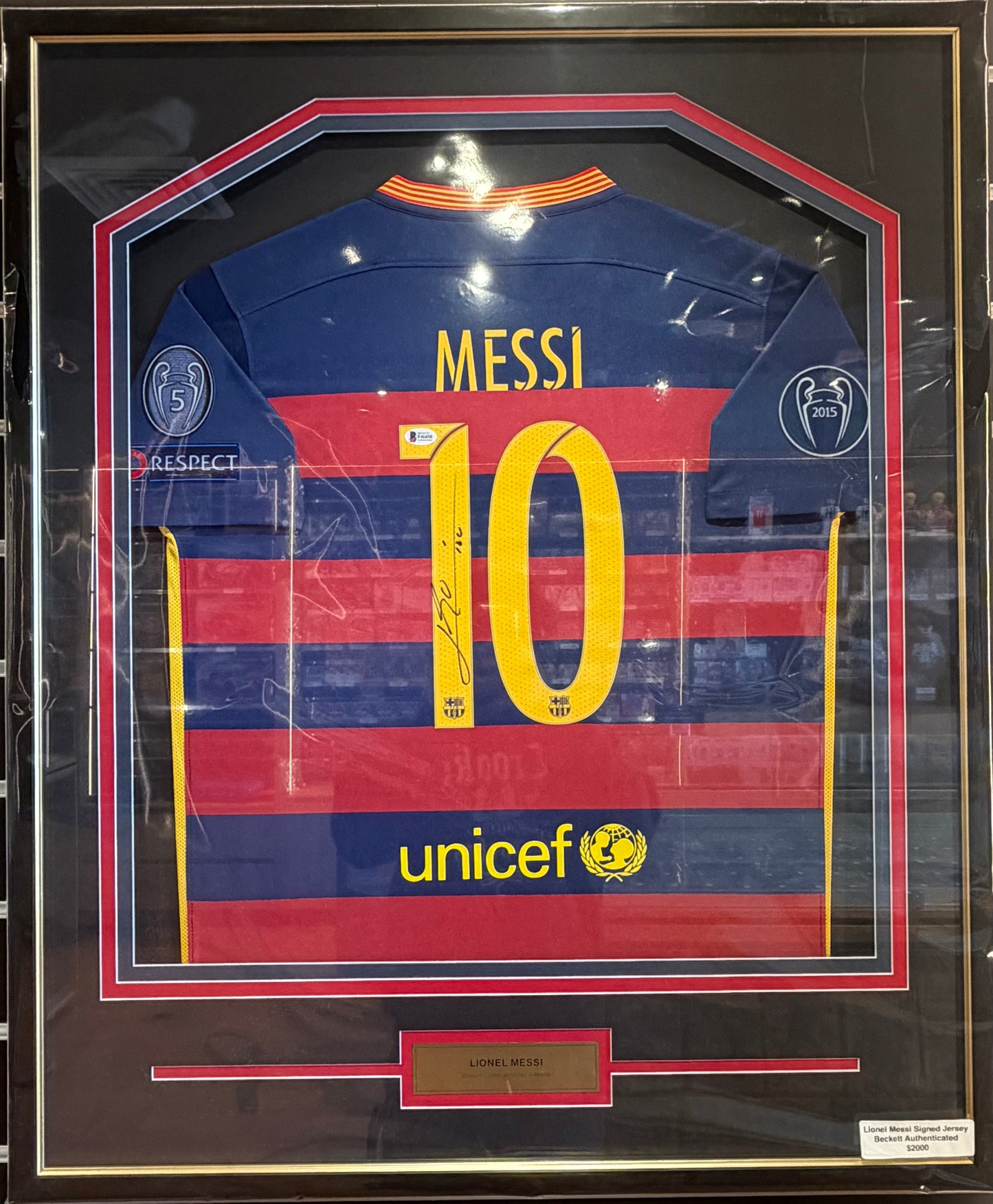 Lionel Messi Signed Barcelona 2015 jersey Beckett Certified