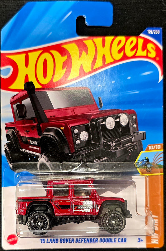 Hot Wheels '75 Land Rover Defender Double Cab HW Dirt 10/10