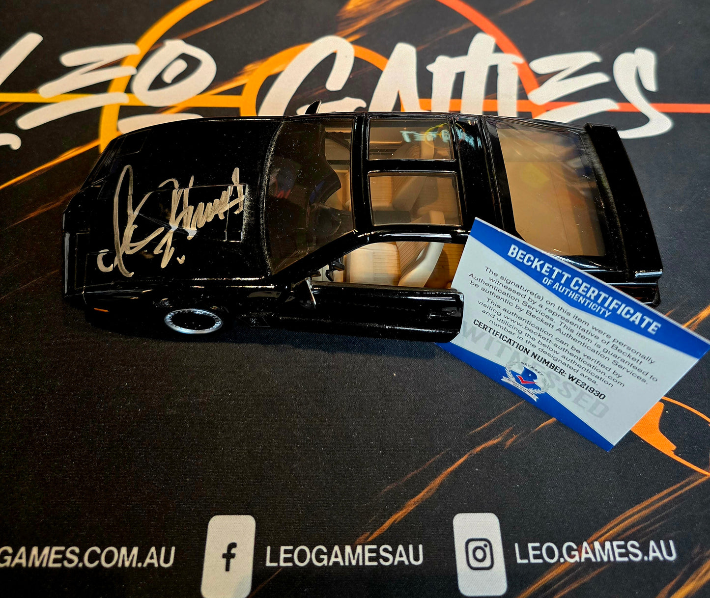 David Hasselhoff Autographed K.I.I.T Knight Rider Jada model car