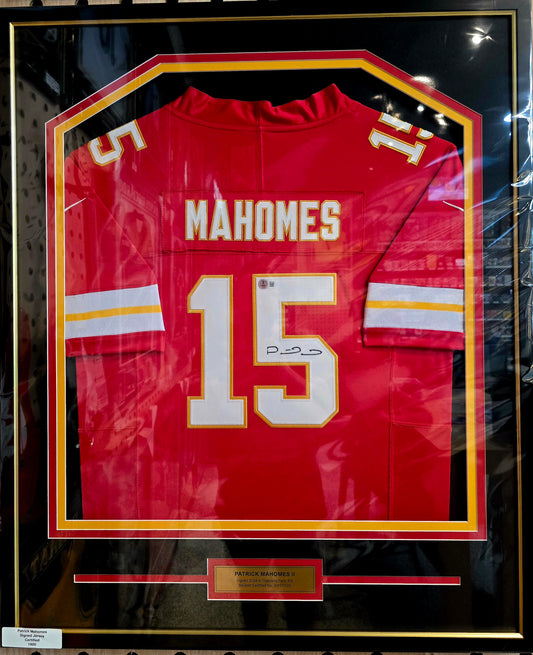 Patrick Mahomes Autographed Jersey Beckett Authenticated